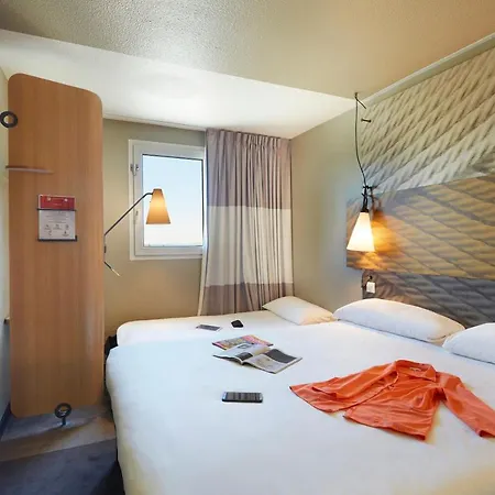 ibis Archamps Porte de Genève Esterno foto